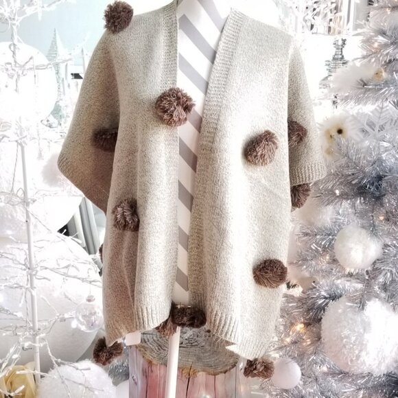 Tan Pom Pom Wrap - Picture 6 of 10